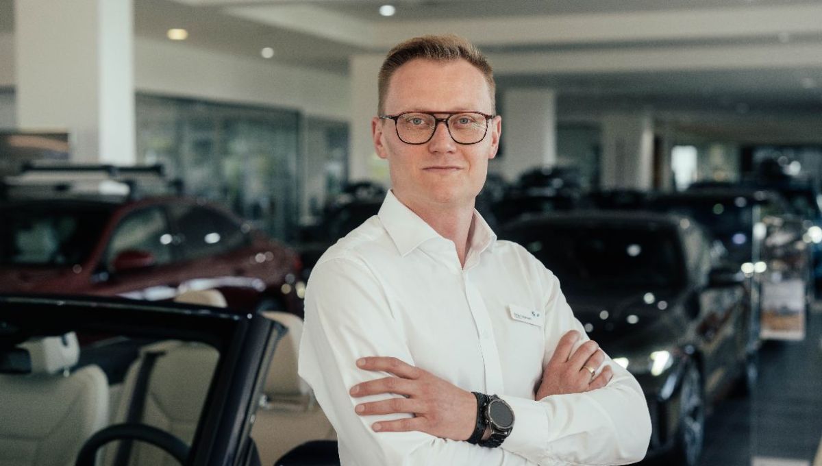 Adrian Gałęziowski Doradca Ds. Sprzedaży Samochodów Używanych